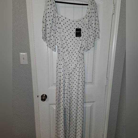 Black and white polka dot Forever 21 long romper - Picture 4 of 5